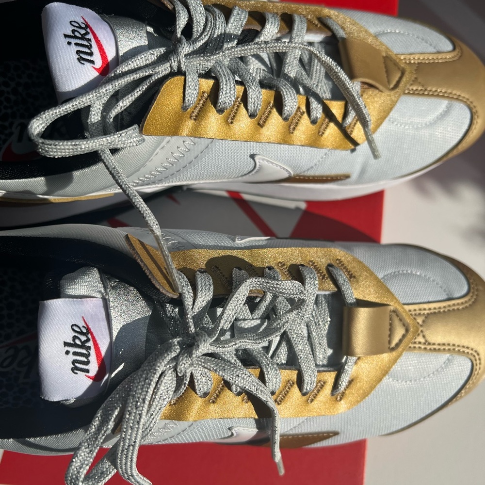 LAST ONE NEW NIKE AIR 2023 (SELL-OUT)🎁Metallic Gold White Platinum Silver Laces - Picture 10 of 15